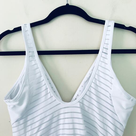 New JETS Jessika Allen Parallels Plunge V-Neck One-Piece Swimsuit White Size 8 - Picture 7 of 8